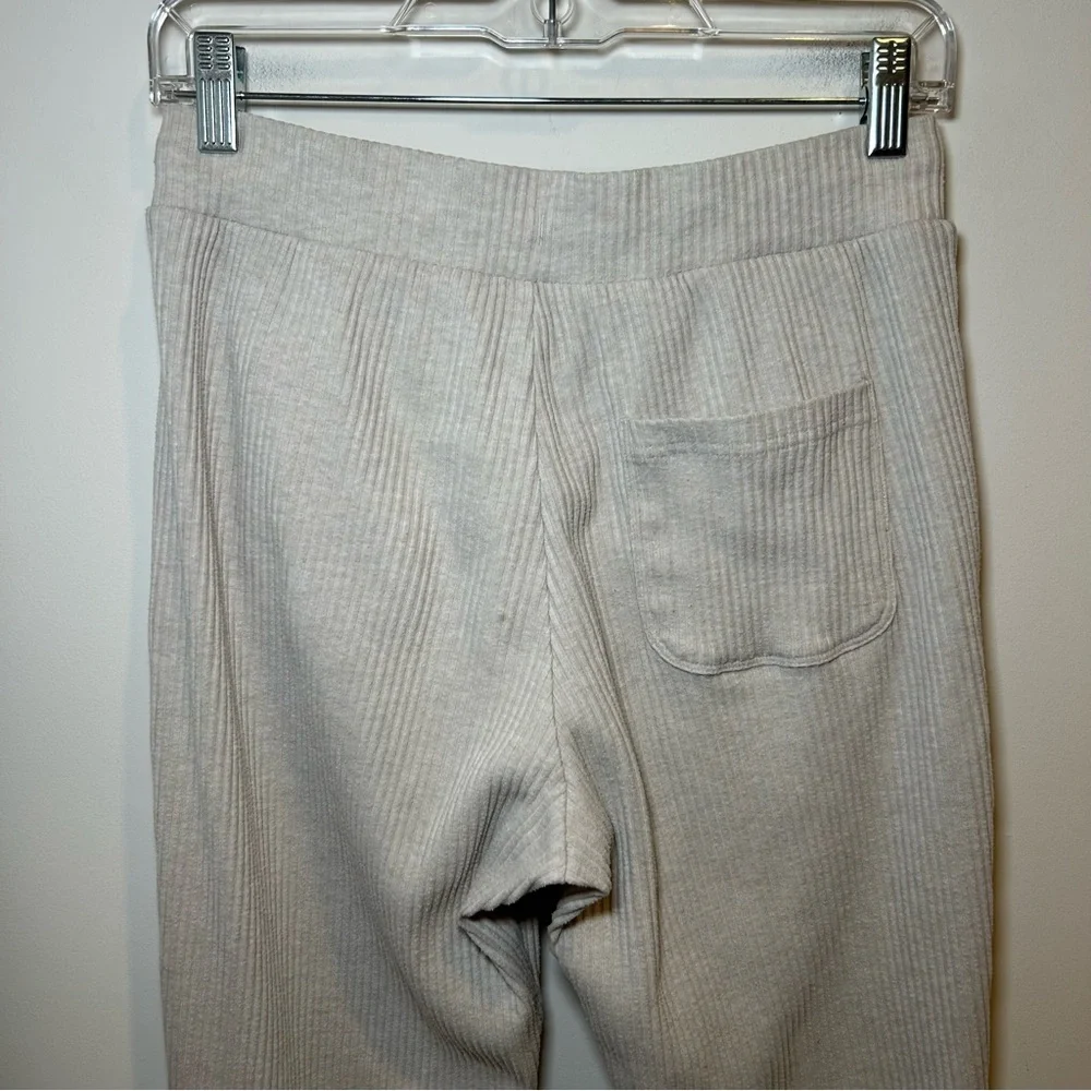 Alo Yoga Muse Sweatpant Tan Size Small